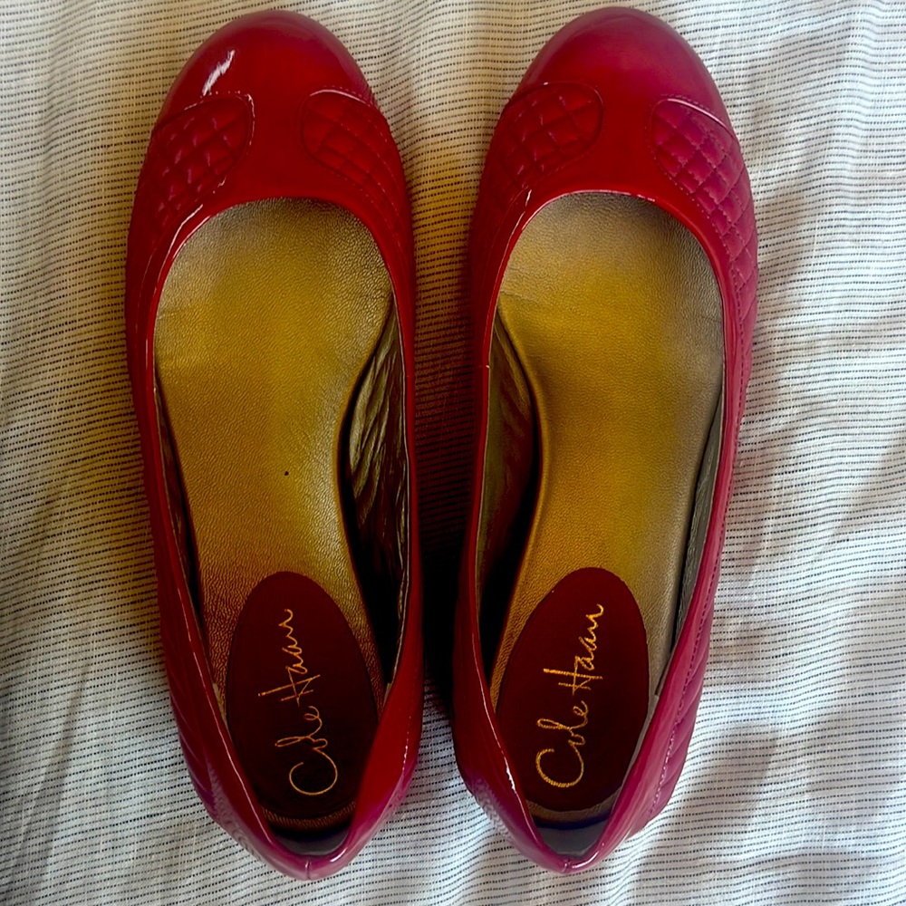 NEW IN BOX Cole Hana Air Juliette Skimmer ruby sugar